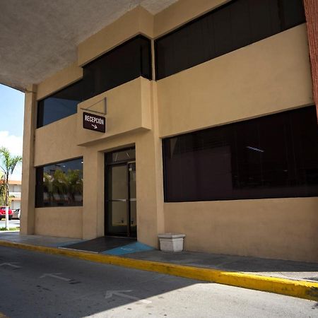 Capital O 88 Inn San Nicolás de los Garzas Dış mekan fotoğraf