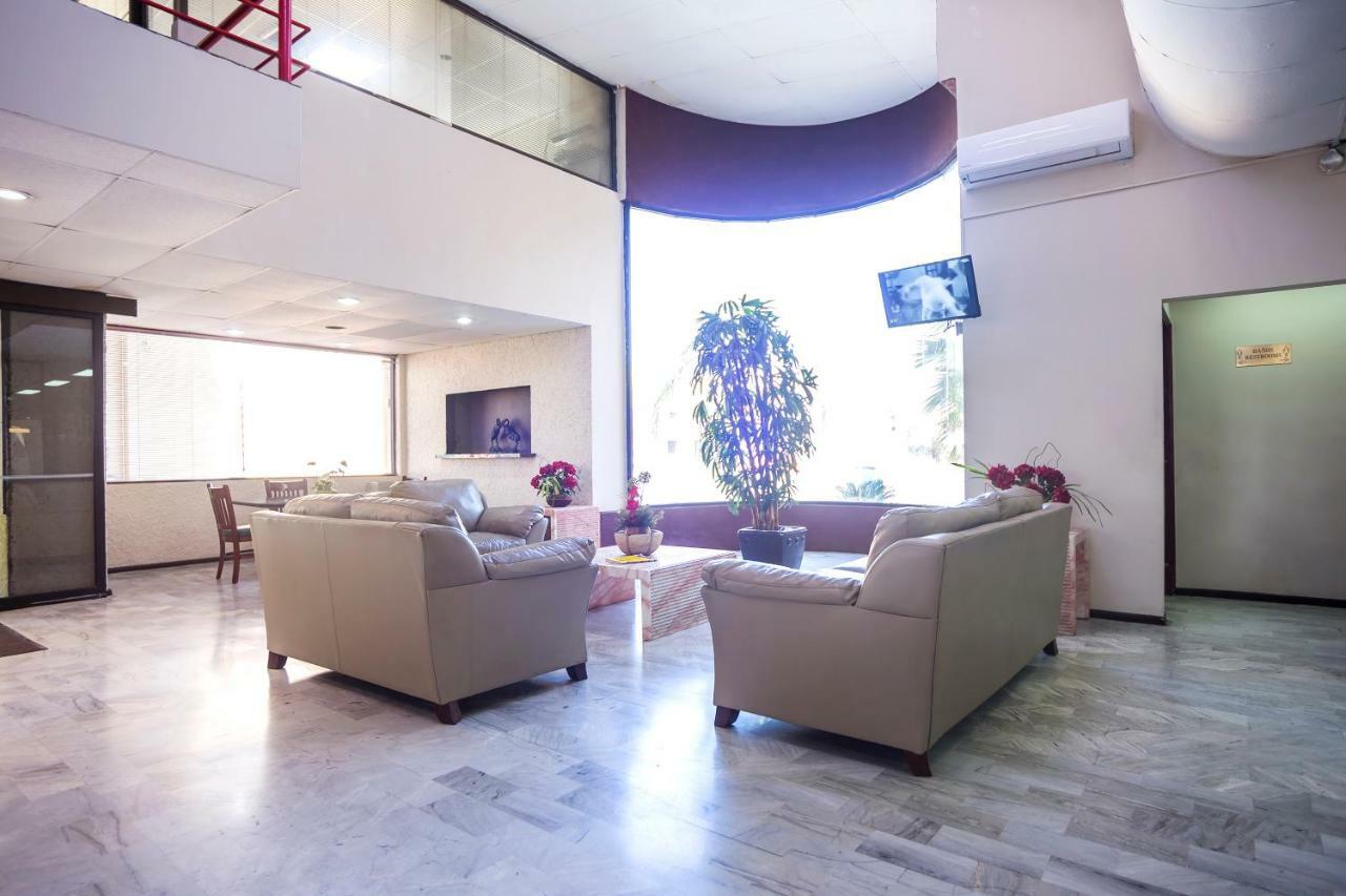 Capital O 88 Inn San Nicolás de los Garzas Dış mekan fotoğraf