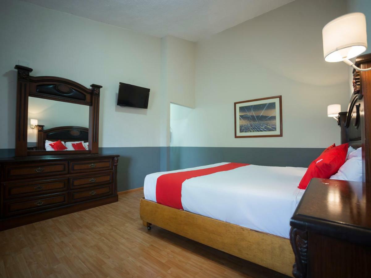 Capital O 88 Inn San Nicolás de los Garzas Dış mekan fotoğraf