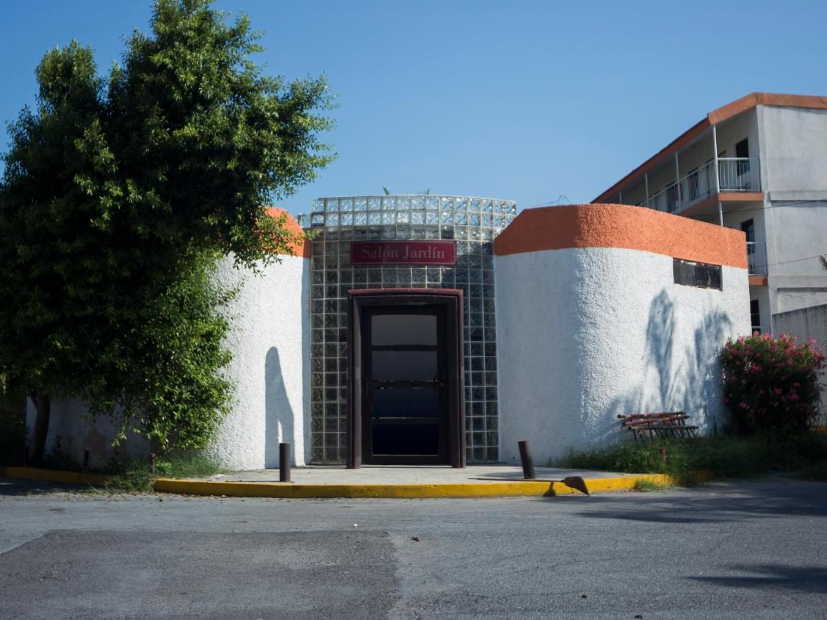 Capital O 88 Inn San Nicolás de los Garzas Dış mekan fotoğraf
